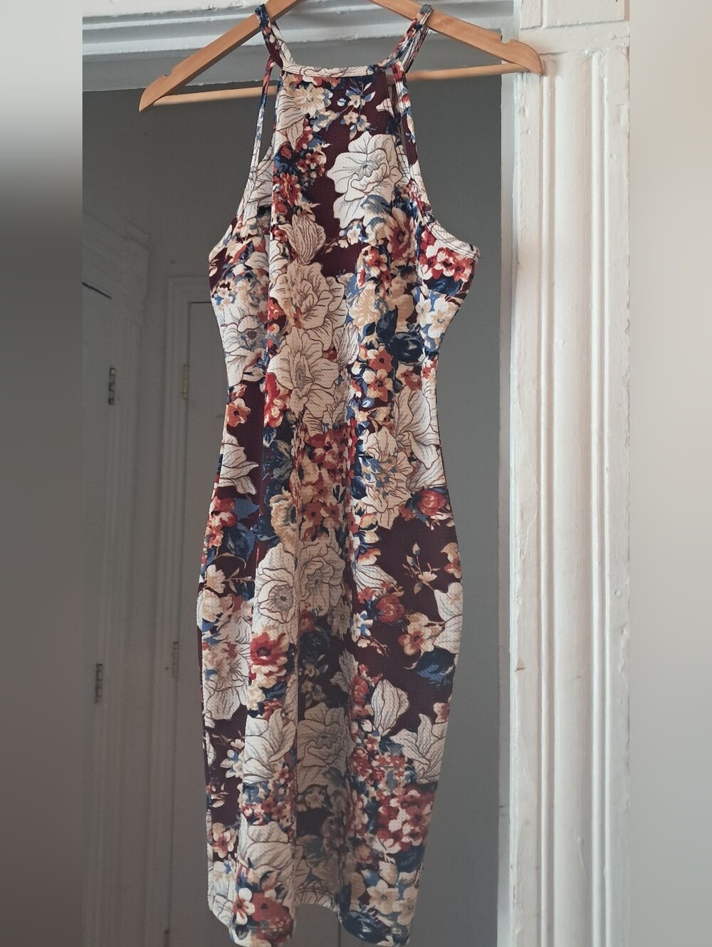 Love Chesley Floral Form Fitting Dress